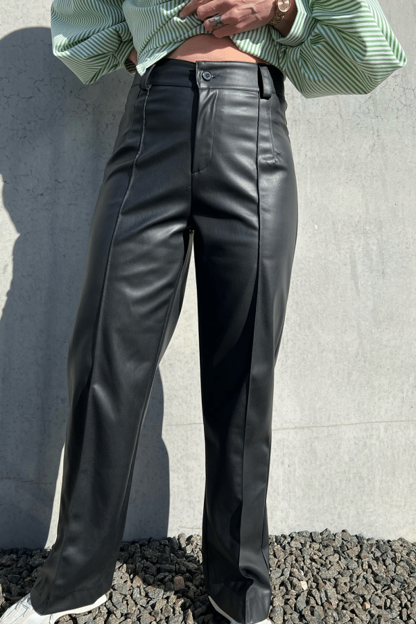 NoraIR Faux Leather Pants - Black - irréel - Sort L